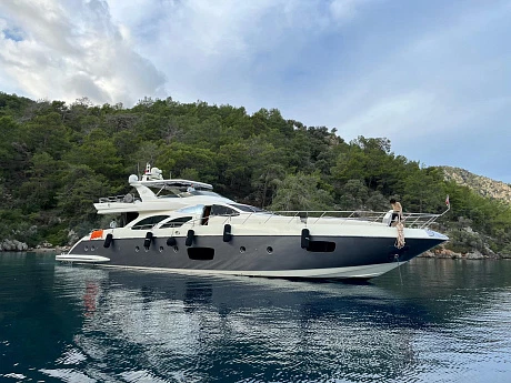 Яхта Azimut 98 Leonardo 2010 2