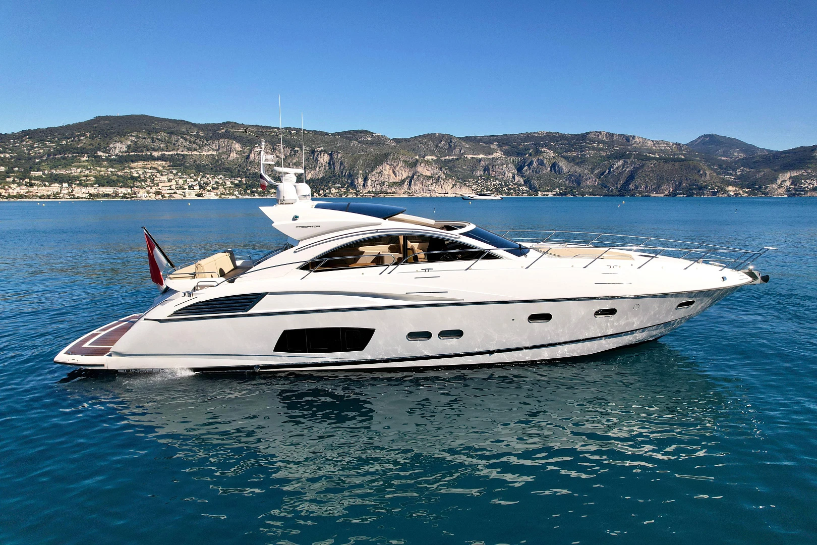 Sunseeker Predator 60