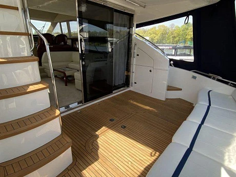 Яхта Princess 54 2008 4