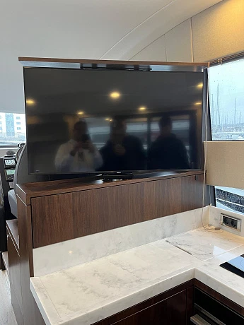 Яхта Fairline Squadron 50 2024 5