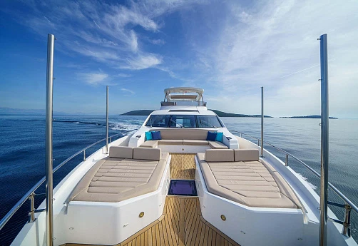 Яхта Sunseeker 76 2020 15