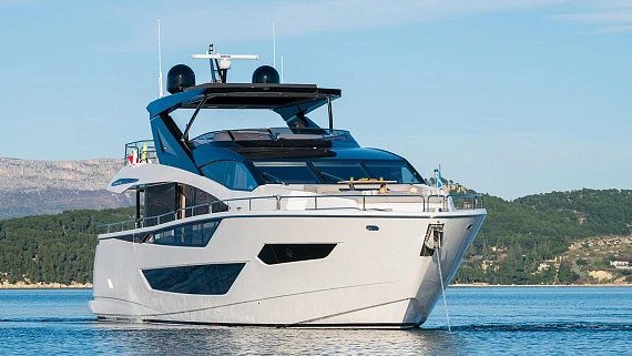 Яхта Sunseeker 88 2024 8