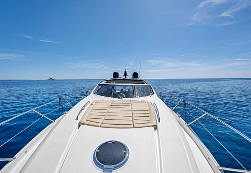 Sunseeker Predator 64 yacht 2011 8