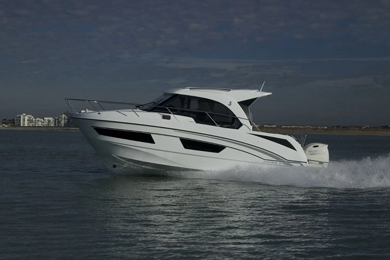 Beneteau Antares 9 OB