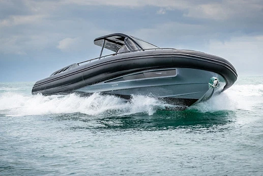 Яхта Rebel 47  2