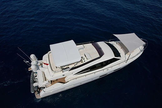 Яхта Ferretti 620 2013 10