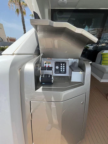 Яхта Sunseeker Predator 75 2023 14