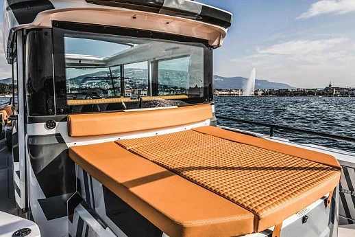 Brabus Shadow 500 Cabin yacht  9