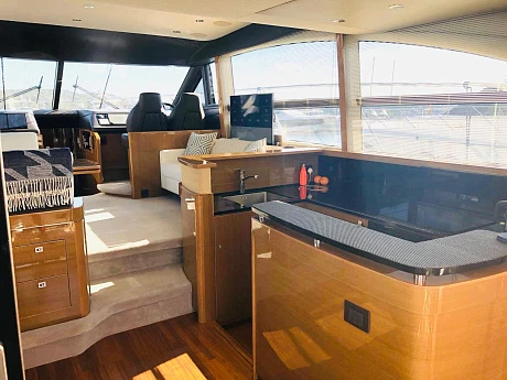 Яхта Princess P52 2016 12