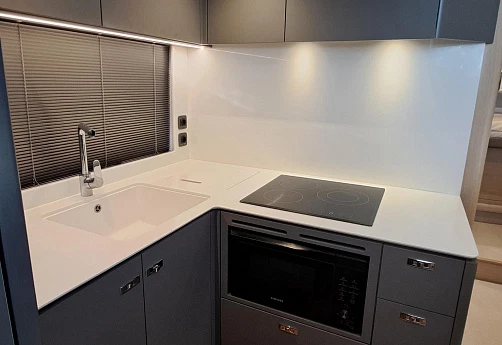 Яхта Princess V50 2023 13