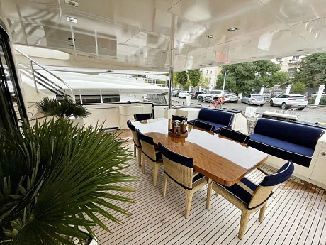 Horizon 122 yacht 2009 8