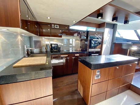 Fairline 780 yacht 2014 12