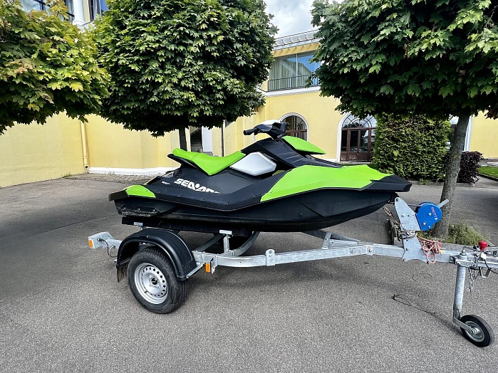 BRP SEA DOO SPARK 2UP