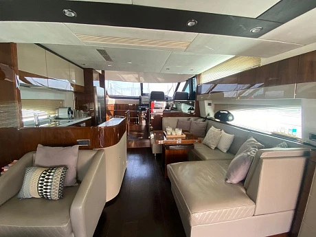 Яхта Fairline Squadron 65 2017 10