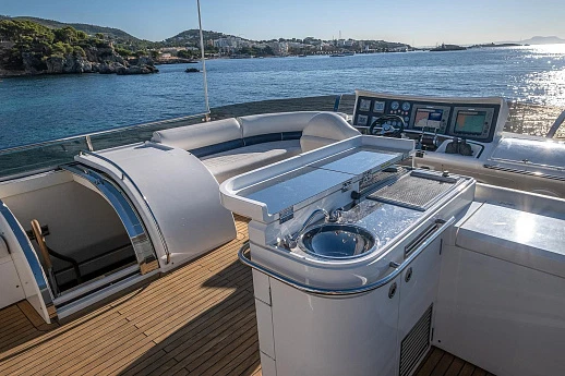 Яхта Princess 25M 2006 15