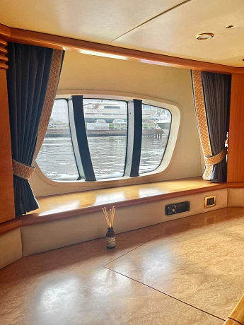 Яхта Azimut 62 2008 35