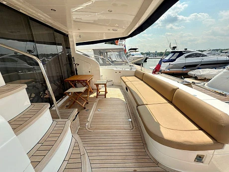 Яхта Princess 62 2008 4