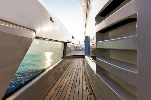 Dominator 780 yacht 2012 4