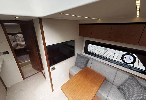 Яхта Sunseeker Predator 50 2019 10