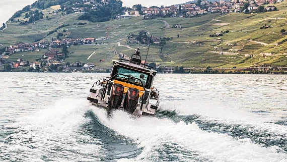 Brabus Shadow 500 Cabin yacht  7