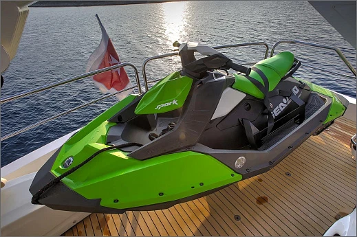 Яхта Sunseeker 80 2011 5