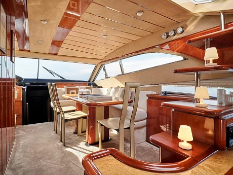 Яхта Ferretti 680 2001 11