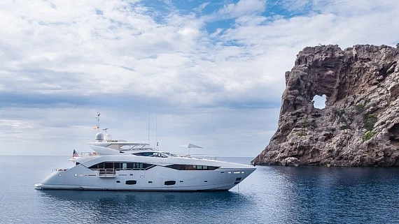 Sunseeker 115 yacht 2015 6