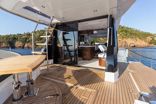 Яхта Galeon 500 Fly 2019 7