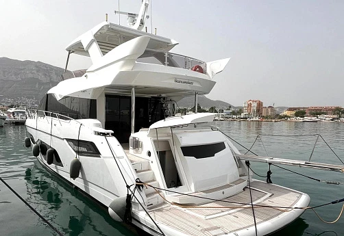 Яхта Sunseeker Manhattan 68 2020 1