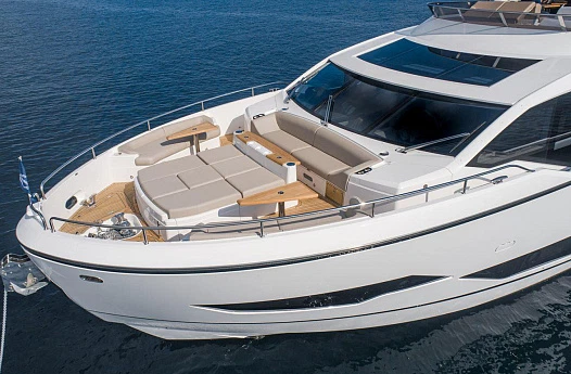 Яхта Sunseeker 90 Ocean 2022 10