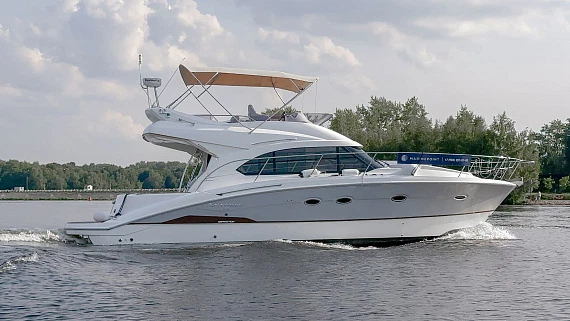 Яхта BENETEAU ANTARES 42 2012 2