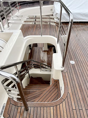 Horizon 122 yacht 2009 12