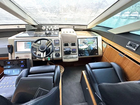 Fairline Squadron 55 yacht 2010 10