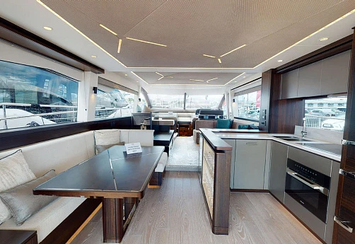 Sunseeker Manhattan 68 yacht 2021 4