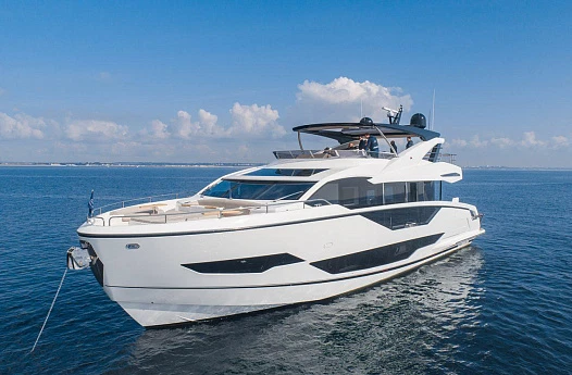 Яхта Sunseeker 90 Ocean 2022 9