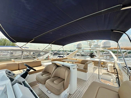 Яхта Princess 62 2008 16