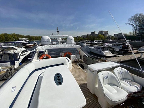 Яхта Princess 54 2008 10