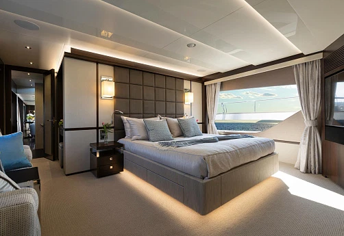 Яхта Sunseeker 95 2021 14