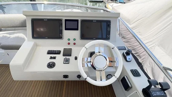 Яхта Azimut 66 2017 6