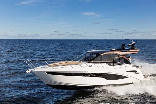 Яхта Galeon 425 HTS  3