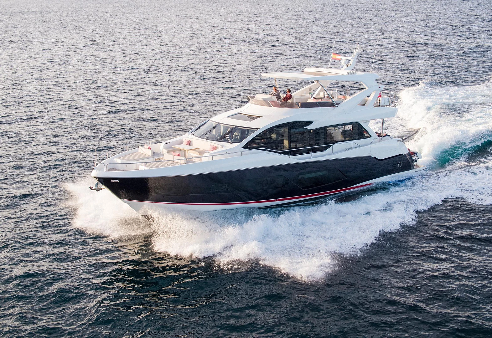 Sunseeker 76