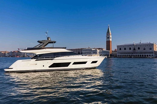 Яхта Ferretti 670 2023 1