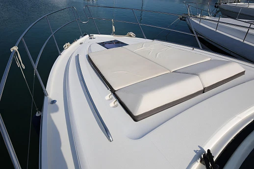 Princess V48 yacht 2016 1