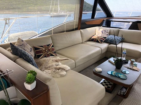Princess S65 yacht 2019 4