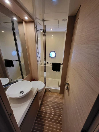 Beneteau Monte Carlo 6 yacht 2019 14