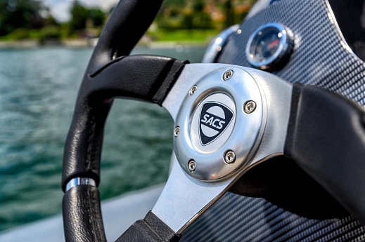 Яхта Strider 800  4