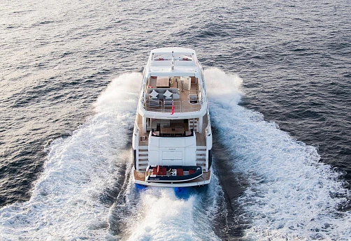 Яхта Sunseeker 76 2019 5