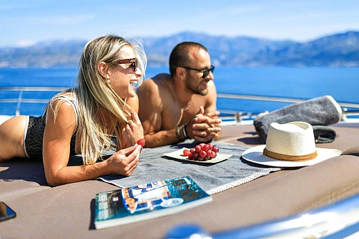 Fairline Squadron 78 Custom yacht 2013 6