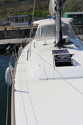 Яхта Beneteau Oceanis 38 2016 8