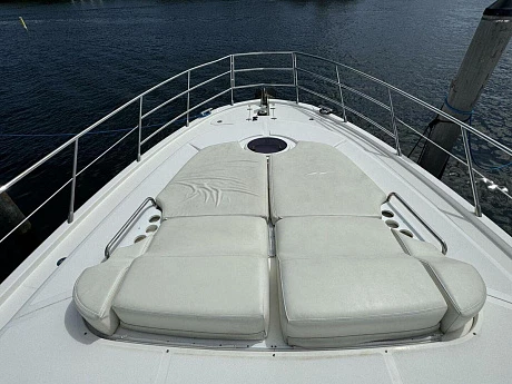 Яхта Azimut 64 2012 6